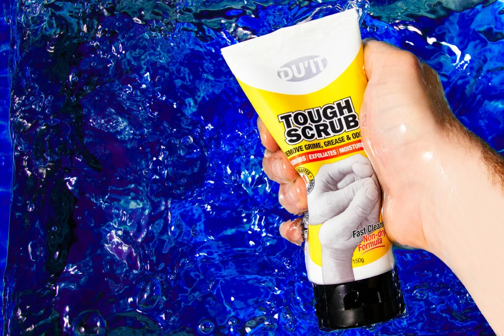 DU'IT Tough Scrub is great for removing car grease