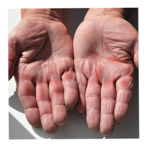 decrease stress from your hands with DU'IT hand cream
