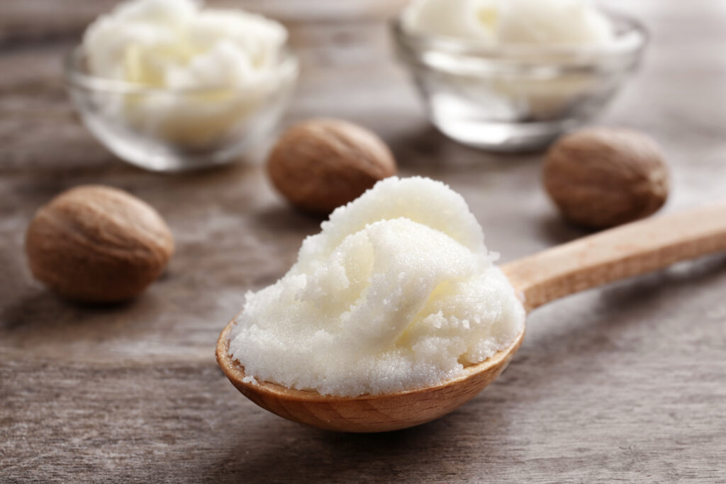 Bees wax, Vitamin E, Shae Butter and Lanolin are great for dry lips 